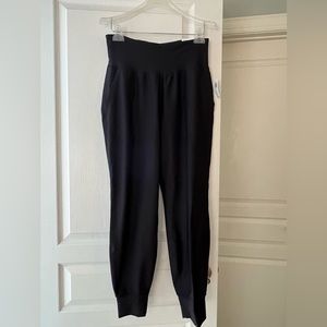 Old Navy NWT High Rise Jogger Size L
